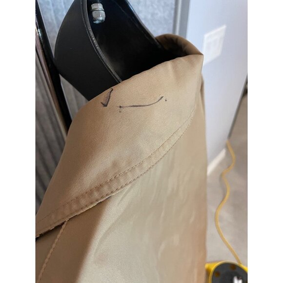 Dennis Basso Tan Mid Length Trench Coat Animal Print Trim Sz L - Picture 6 of 10